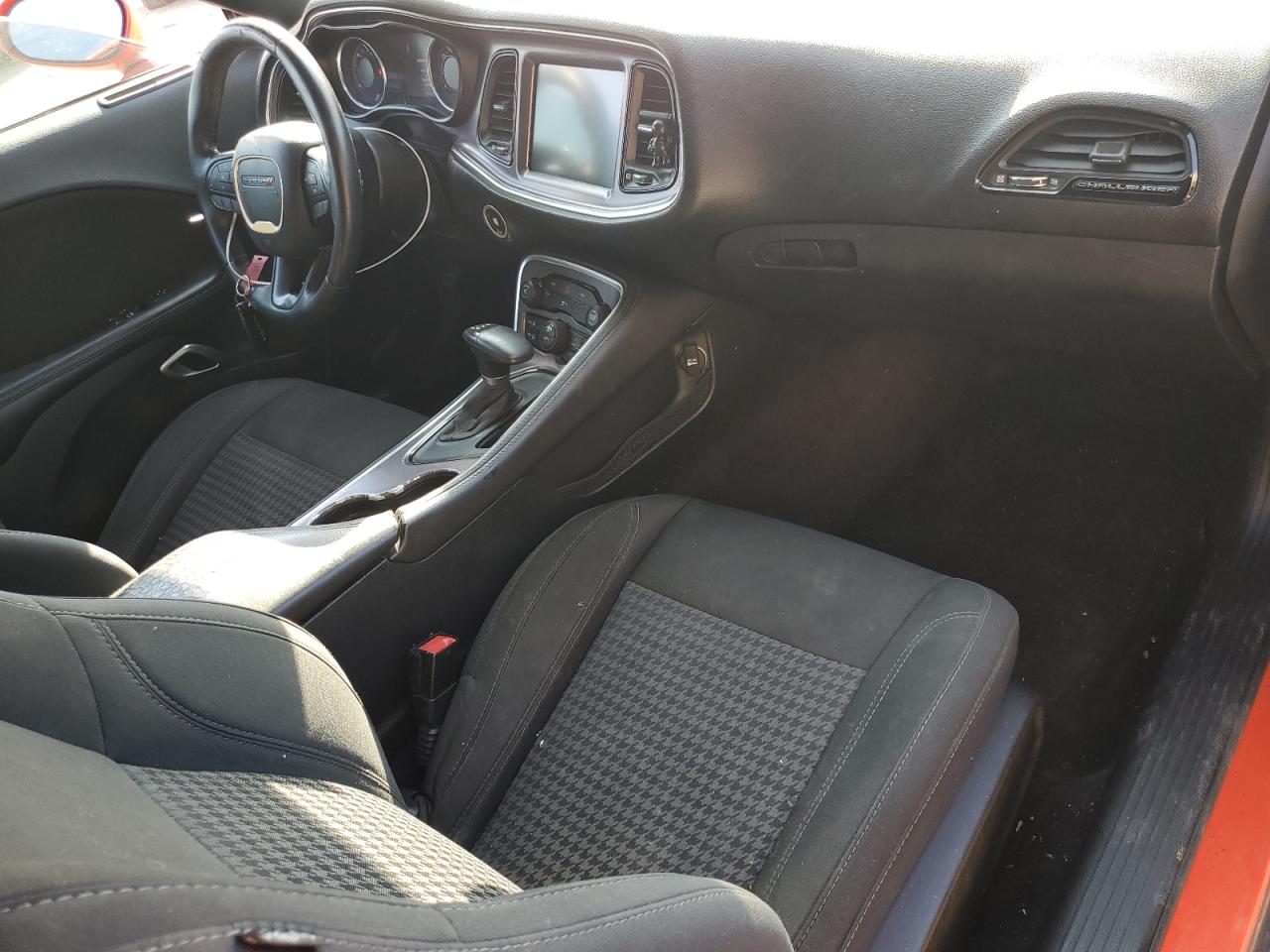 2016 Dodge Challenger Sxt VIN: 2C3CDZAGXGH296995 Lot: 61640394