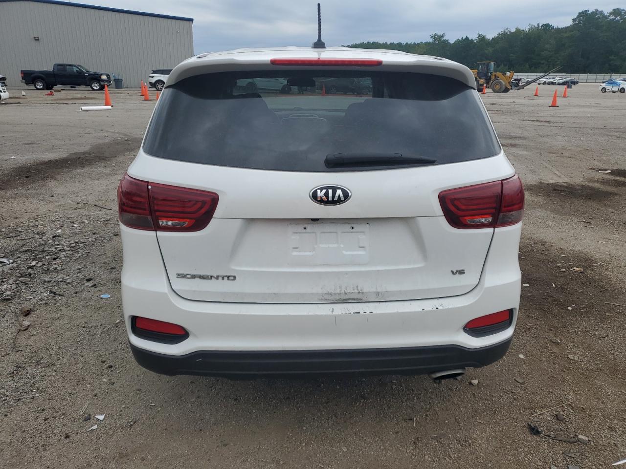 5XYPG4A52KG560384 2019 Kia Sorento Lx