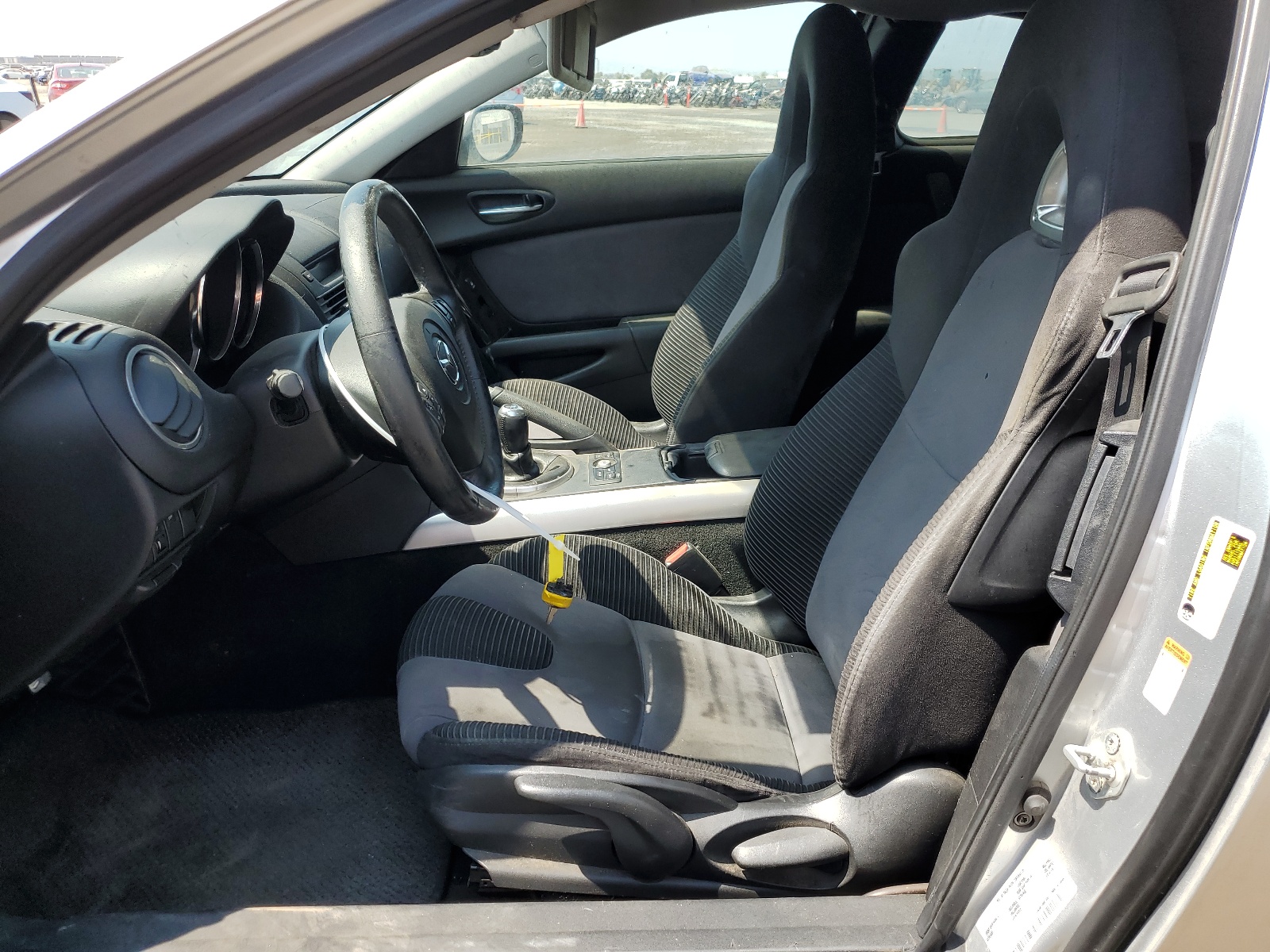 JM1FE173060200886 2006 Mazda Rx8