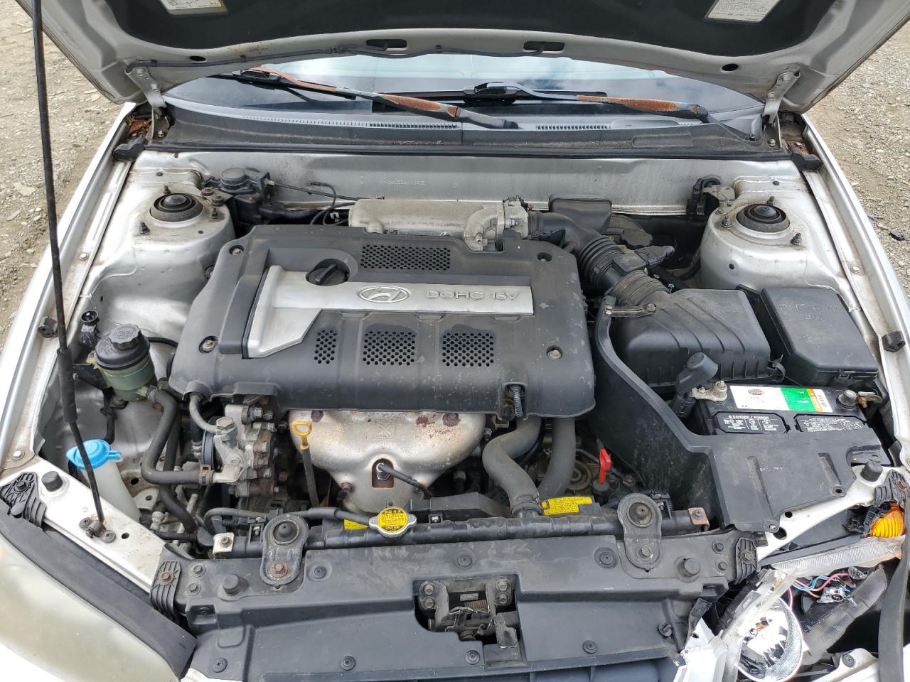 2004 Hyundai Elantra Gls VIN: KMHDN46D24U775432 Lot: 64360124