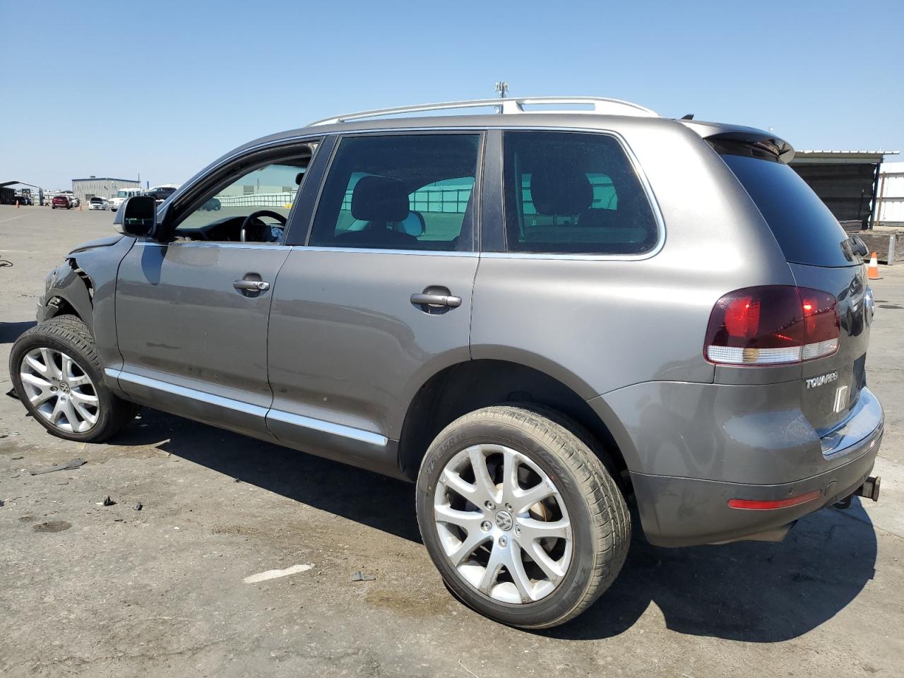 2010 Volkswagen Touareg V6 VIN: WVGBF7A95AD003799 Lot: 65259494