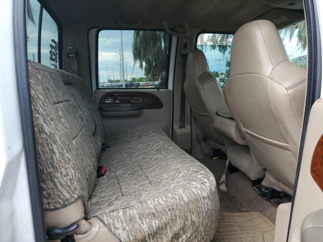 2002 Ford F350 Srw Super Duty VIN: 1FTSW31F62EB82742 Lot: 61963704