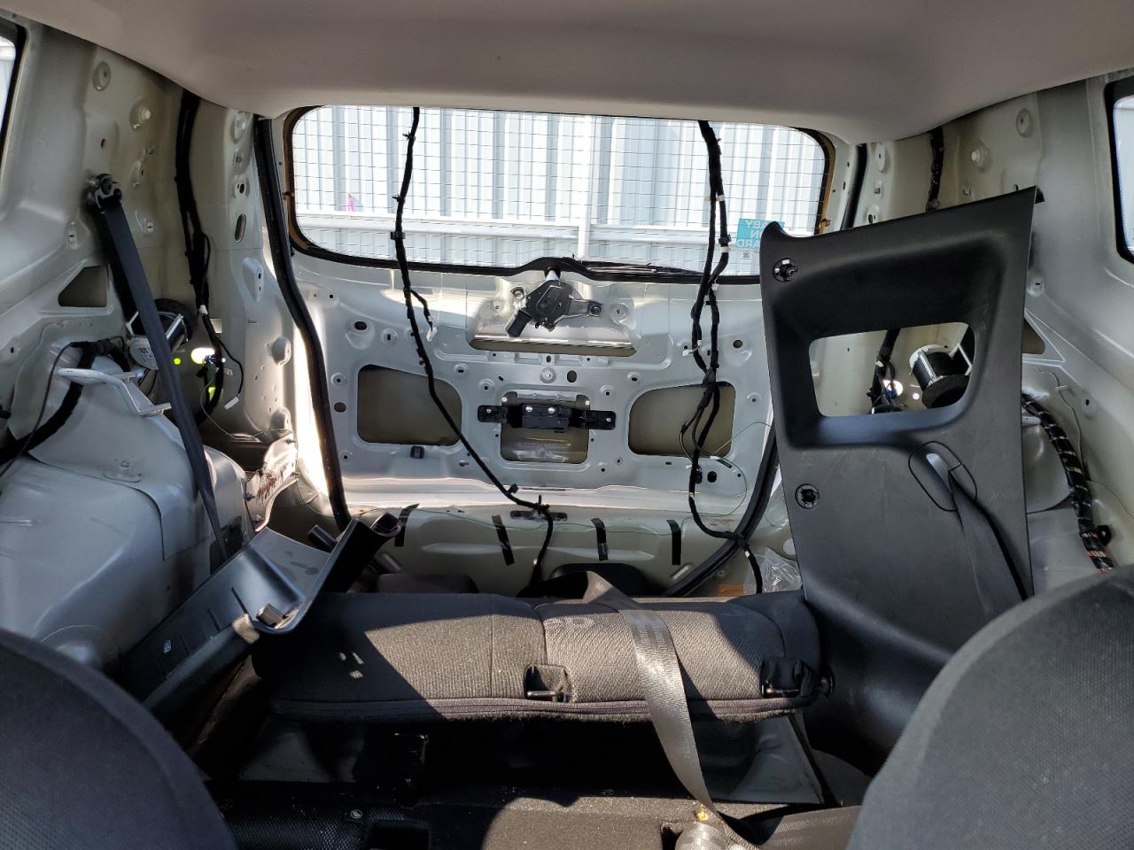 2016 Jeep Renegade Latitude VIN: ZACCJBBT8GPC72703 Lot: 63821684