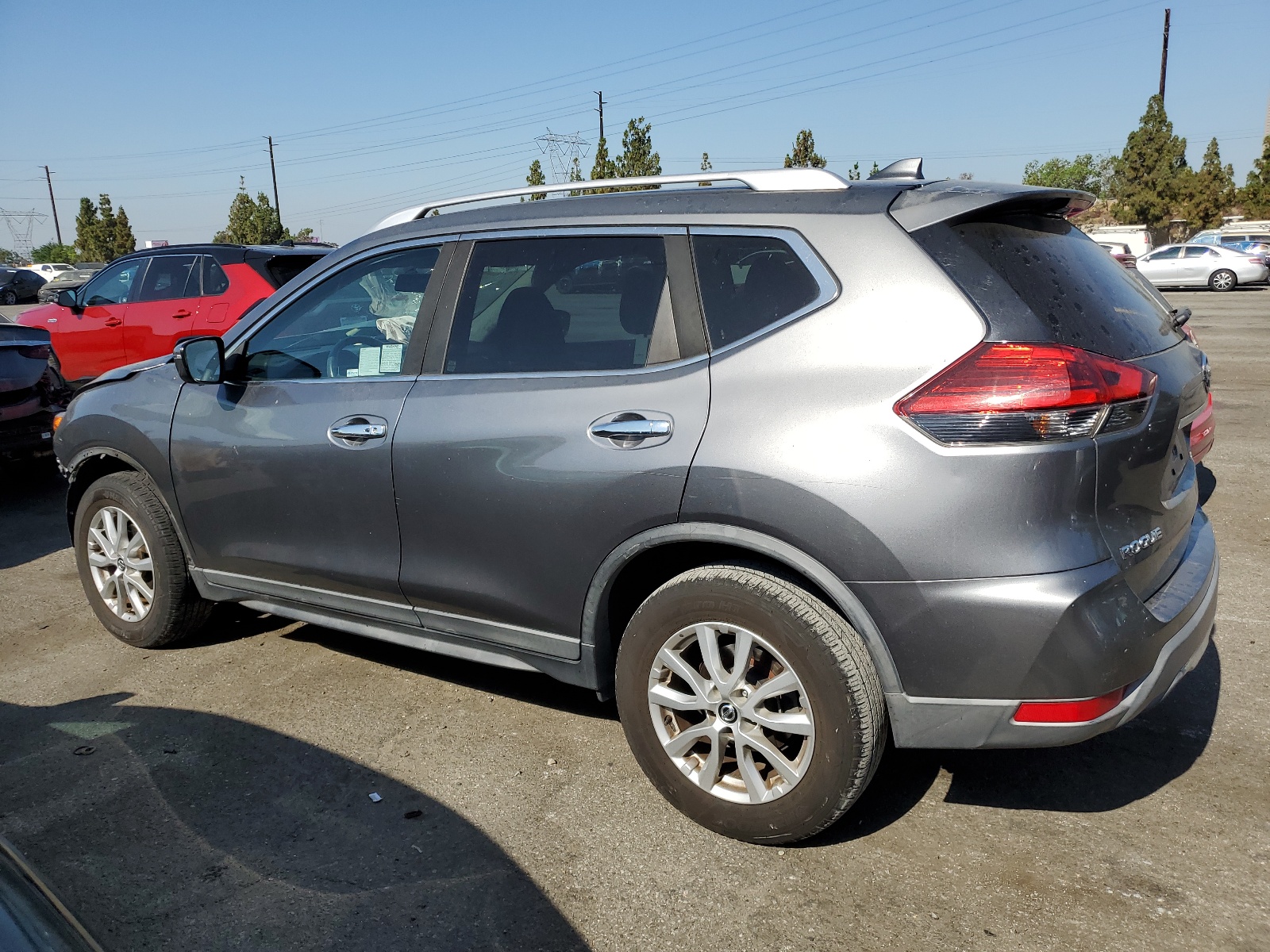 2017 Nissan Rogue S vin: KNMAT2MVXHP585279