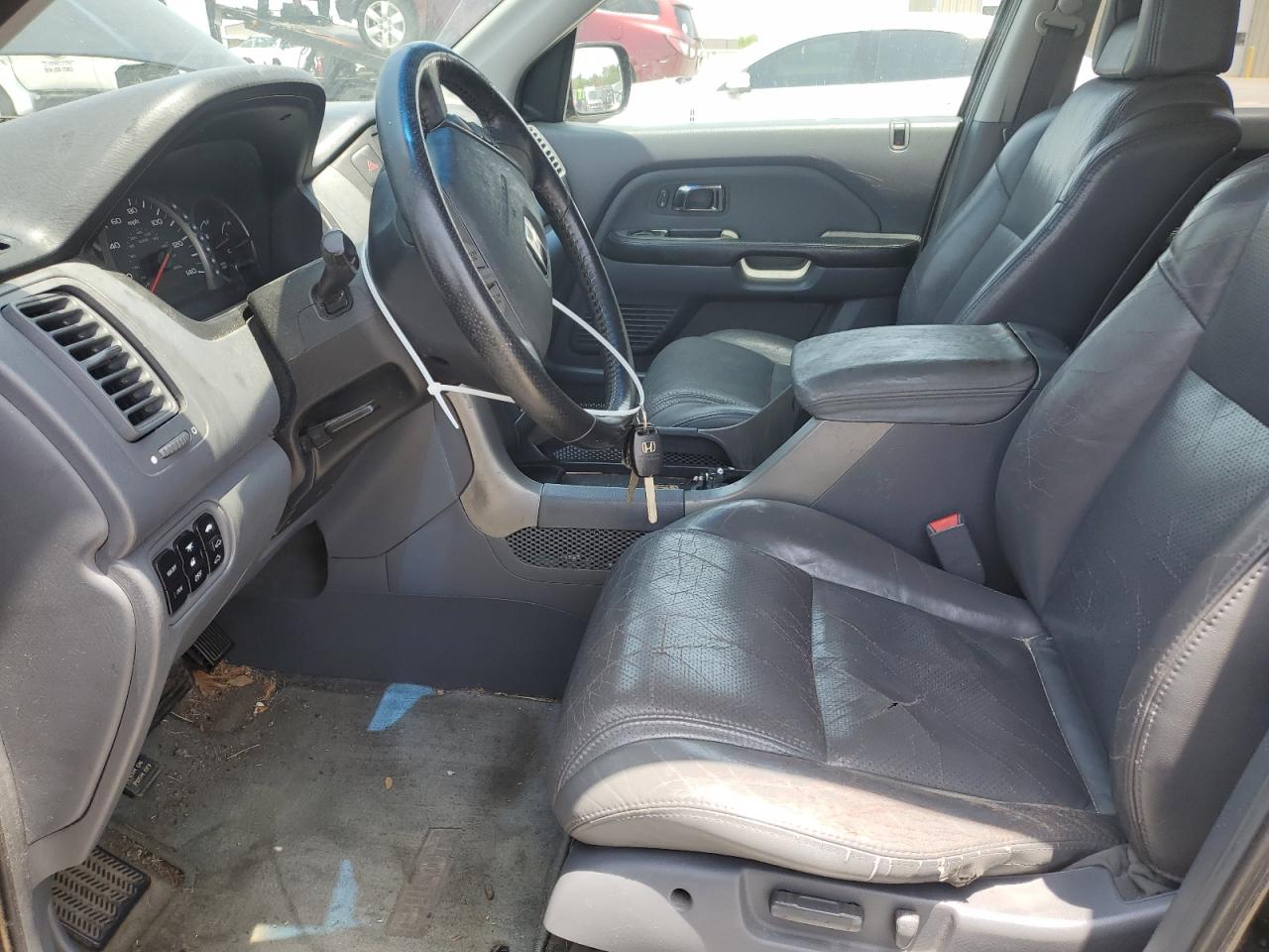 2005 Honda Pilot Exl VIN: 5FNYF18565B008121 Lot: 63236364