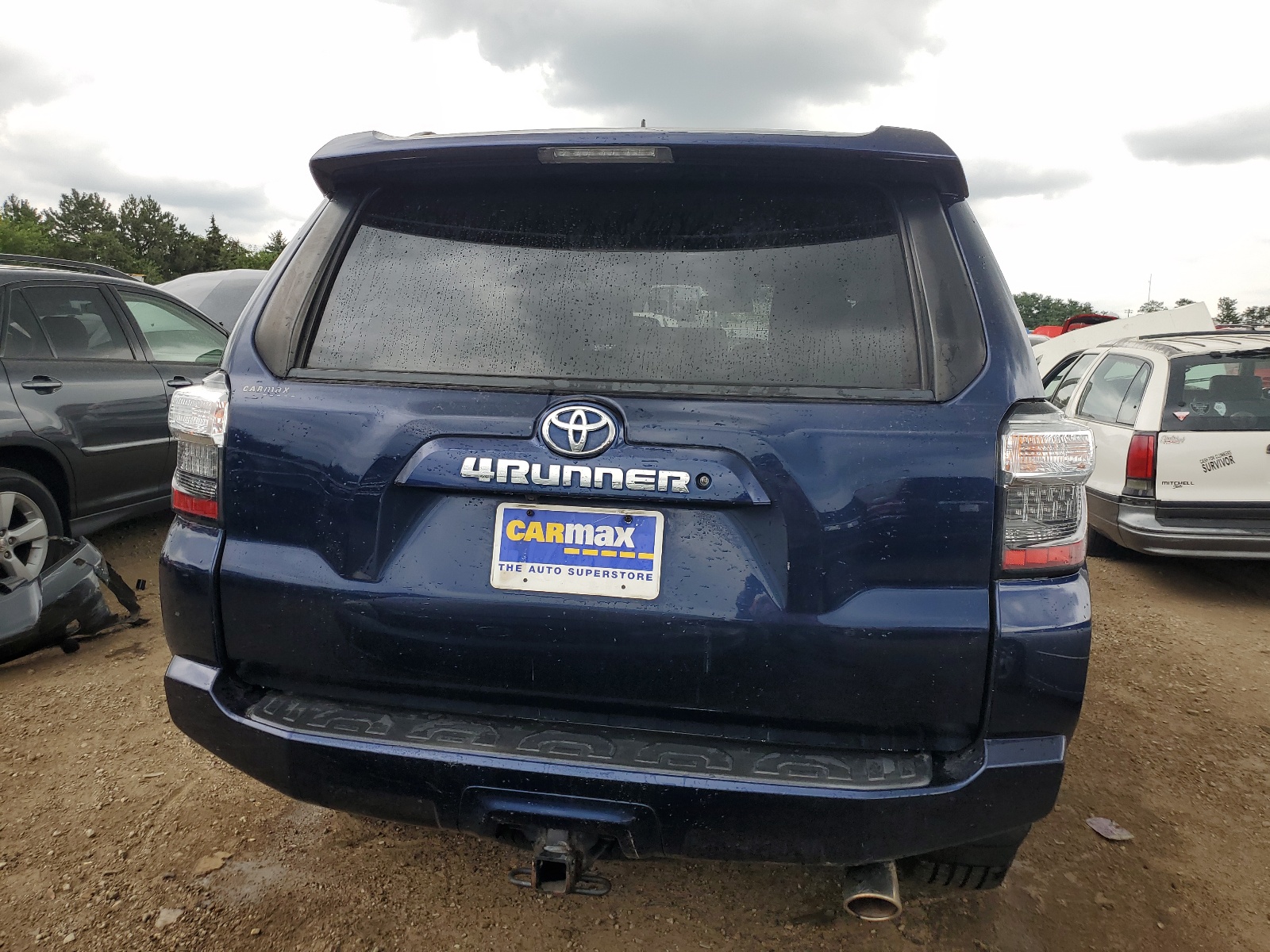 JTEBU5JR8K5670825 2019 Toyota 4Runner Sr5