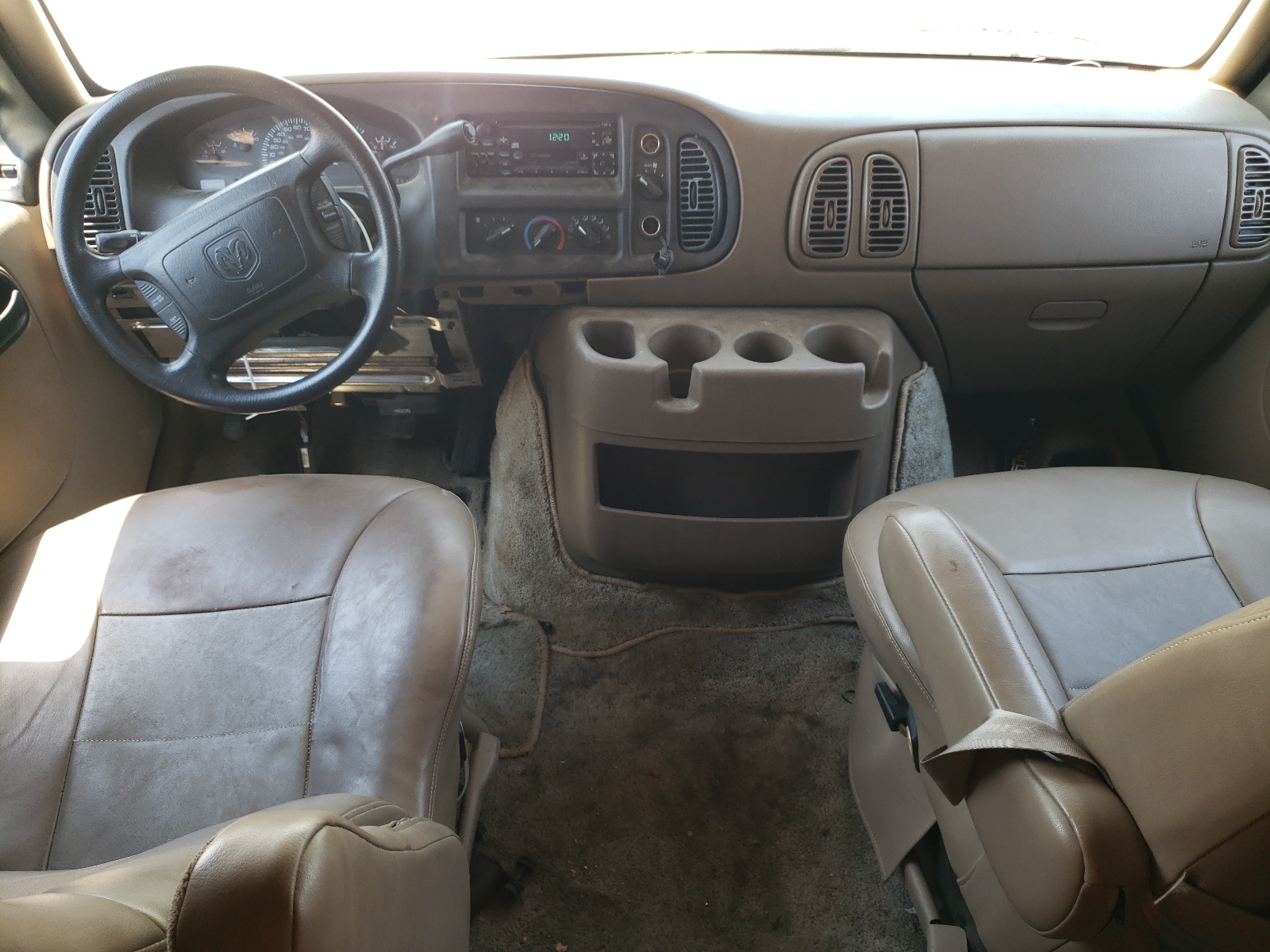 2D6WB11Y03K523174 2003 Dodge Ram Van B1500