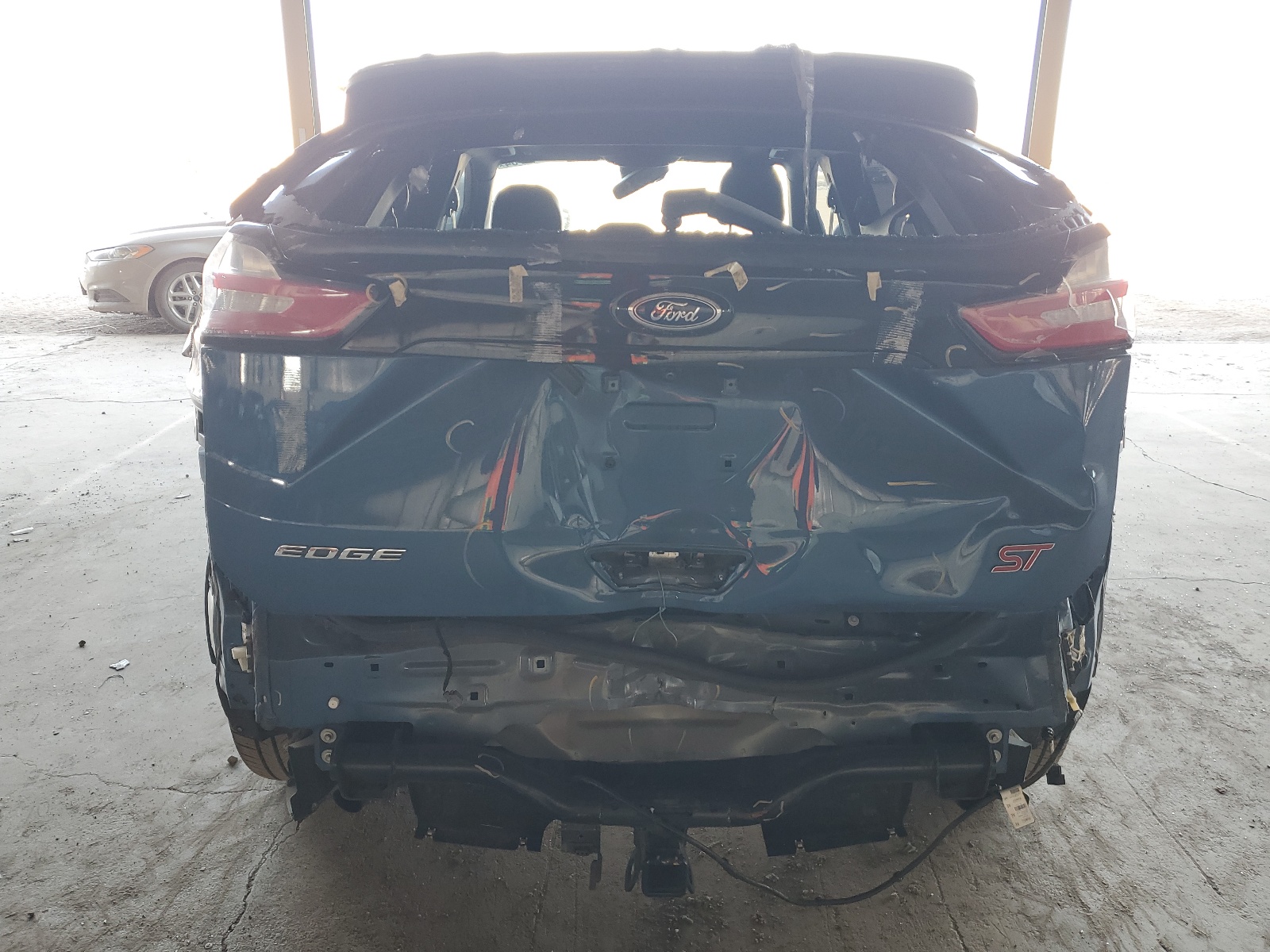 2FMPK4AP0KBC21672 2019 Ford Edge St