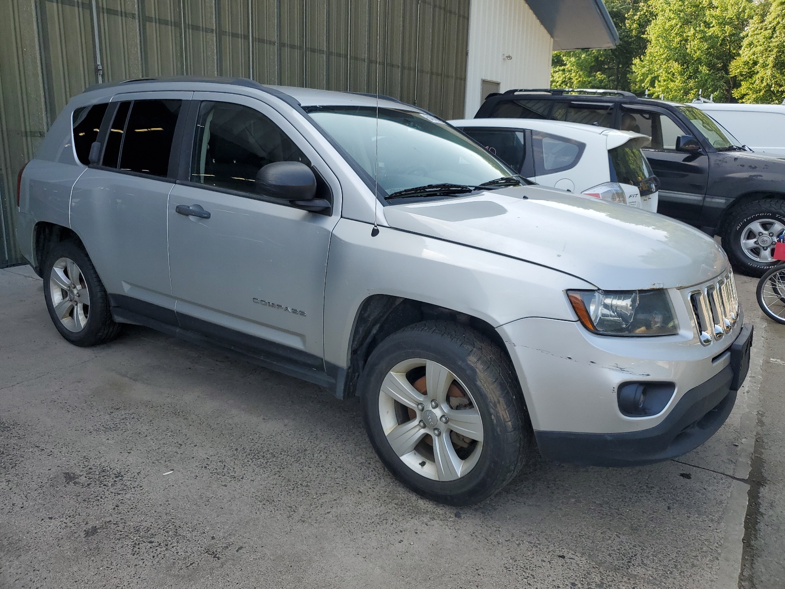 2014 Jeep Compass Sport vin: 1C4NJDBB1ED623085