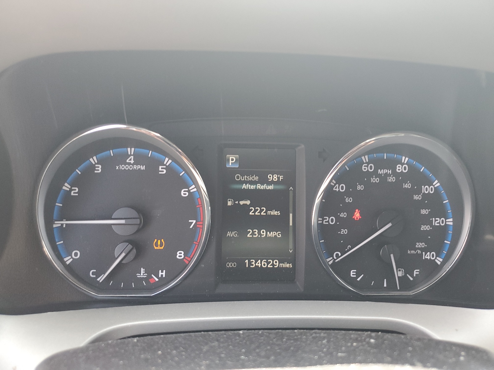 2T3WFREV2GW239301 2016 Toyota Rav4 Xle