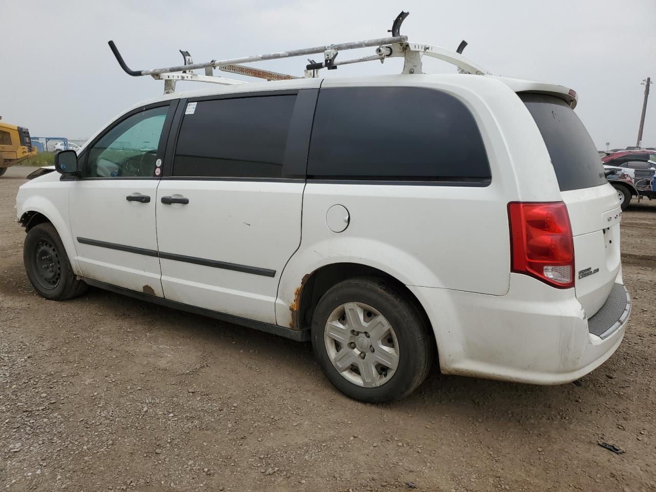 2011 Dodge Caravan - Image 2
