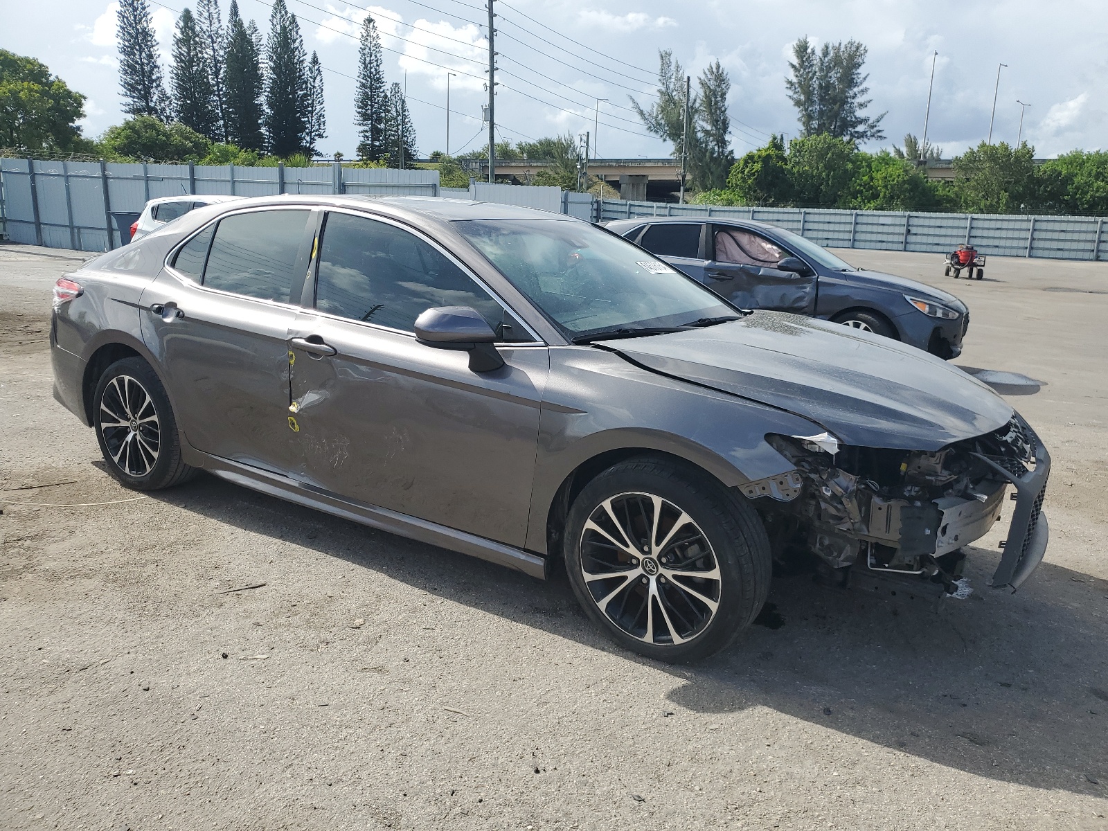 2020 Toyota Camry Se vin: 4T1G11AK4LU874698