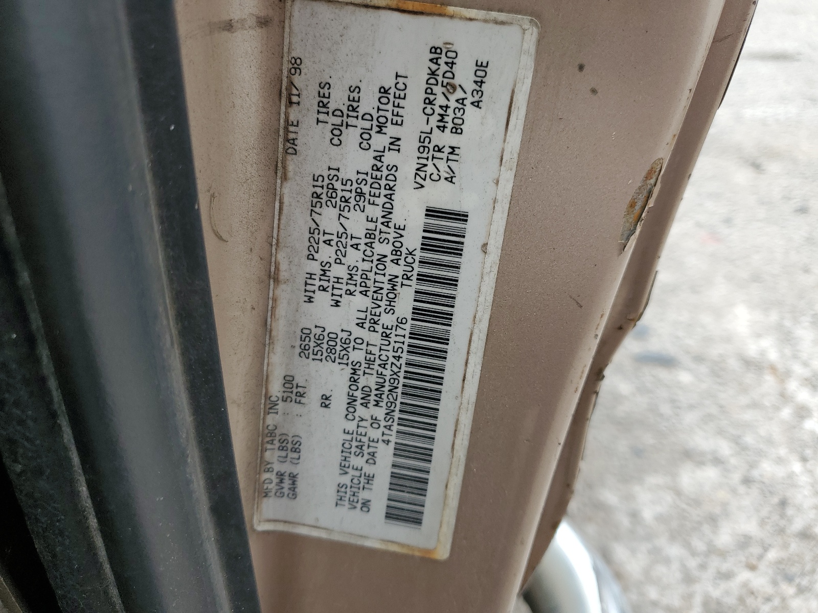 4TASN92N9XZ451176 1999 Toyota Tacoma Xtracab Prerunner