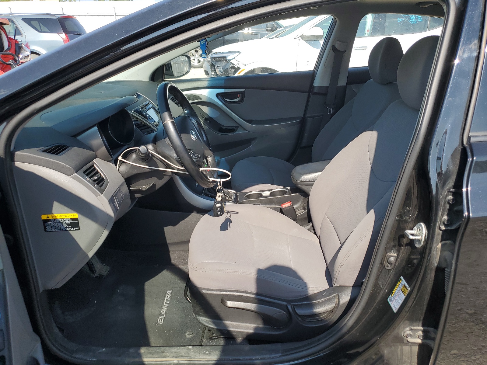 5NPDH4AEXEH466136 2014 Hyundai Elantra Se