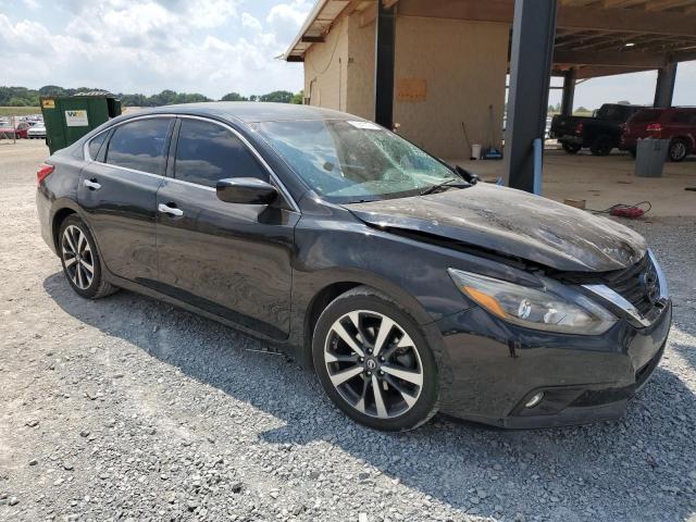  NISSAN ALTIMA 2016 Czarny