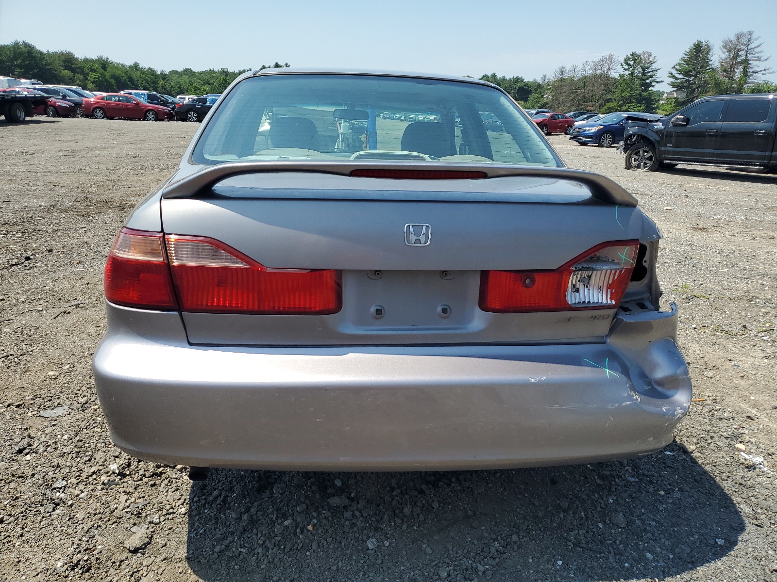 1HGCG1659YA090564 2000 Honda Accord Ex