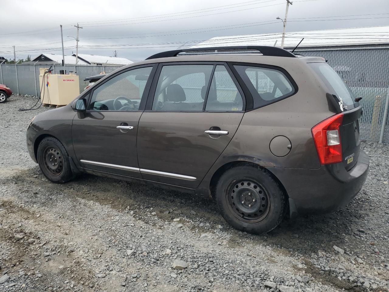 2009 Kia Rondo Base VIN: KNAFG528897256541 Lot: 63864694