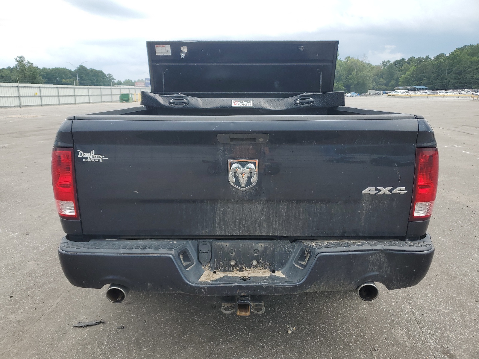 1C6RR7FT8FS647063 2015 Ram 1500 St