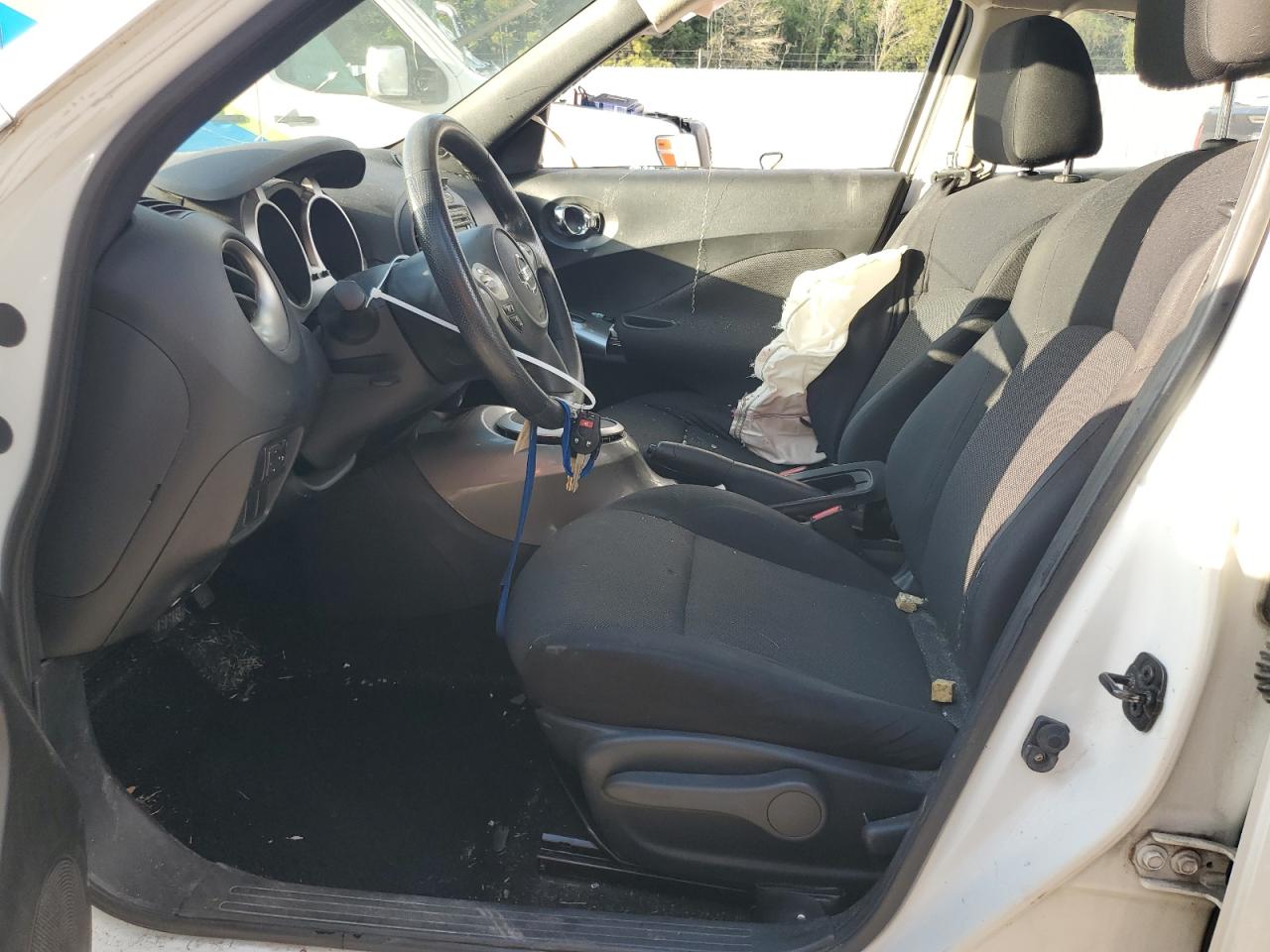 2013 Nissan Juke S VIN: JN8AF5MR2DT210763 Lot: 63308164