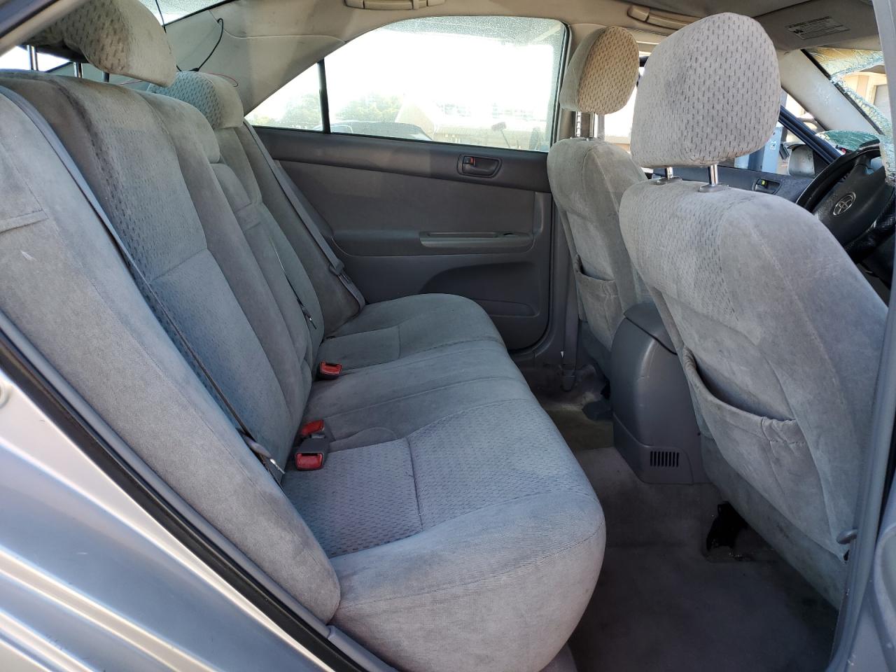 2004 Toyota Camry Le VIN: 4T1BE32K04U341287 Lot: 60611644