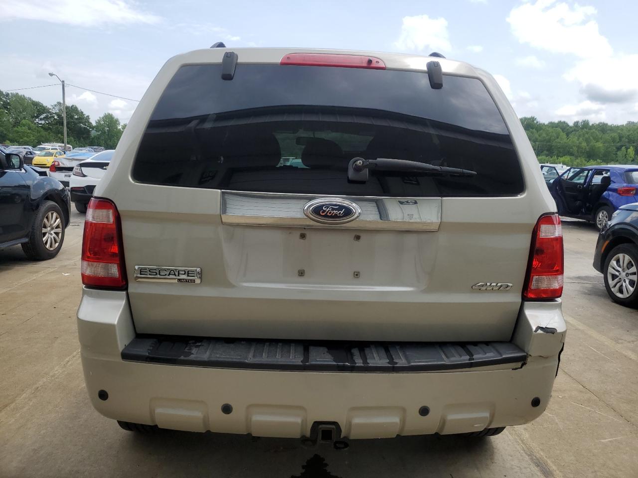 2008 Ford Escape Limited VIN: 1FMCU94108KE82330 Lot: 62695894