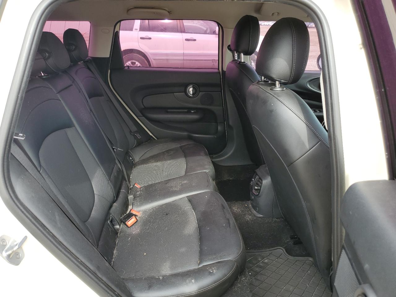 2017 Mini Cooper Clubman VIN: WMWLN5C39H2E33561 Lot: 61059764