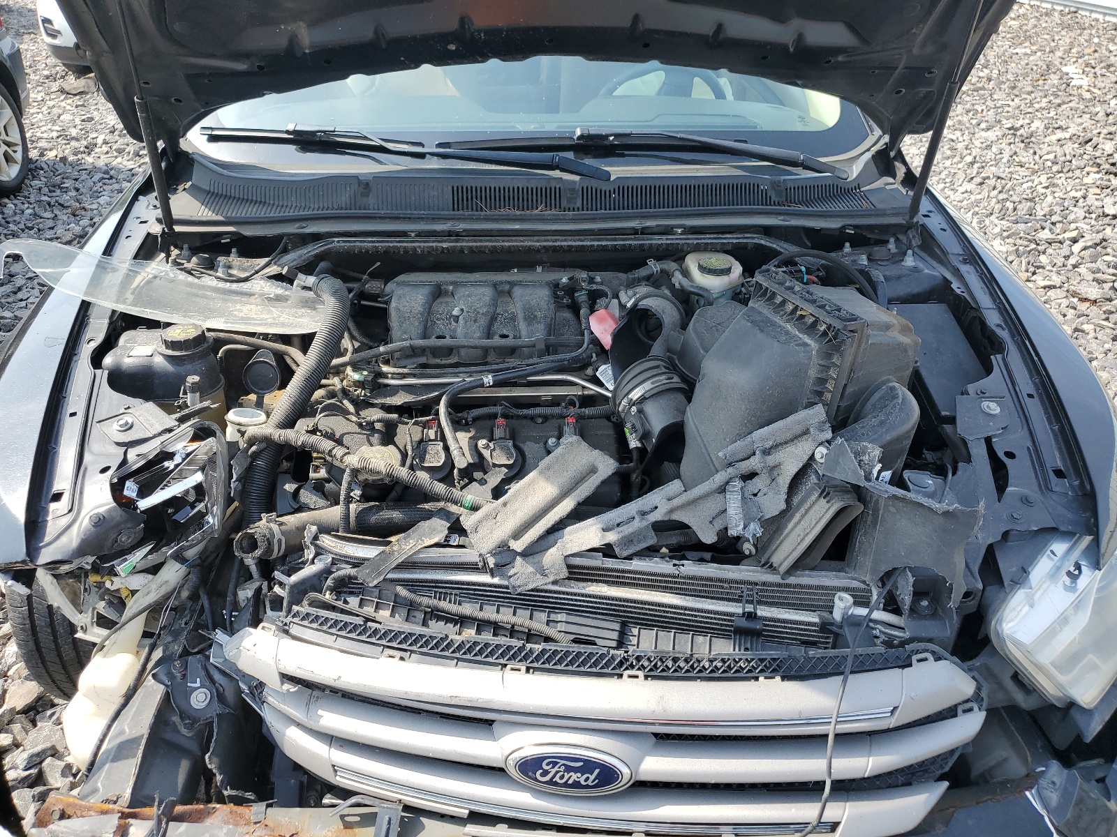 1FAHP2D86EG174931 2014 Ford Taurus Se