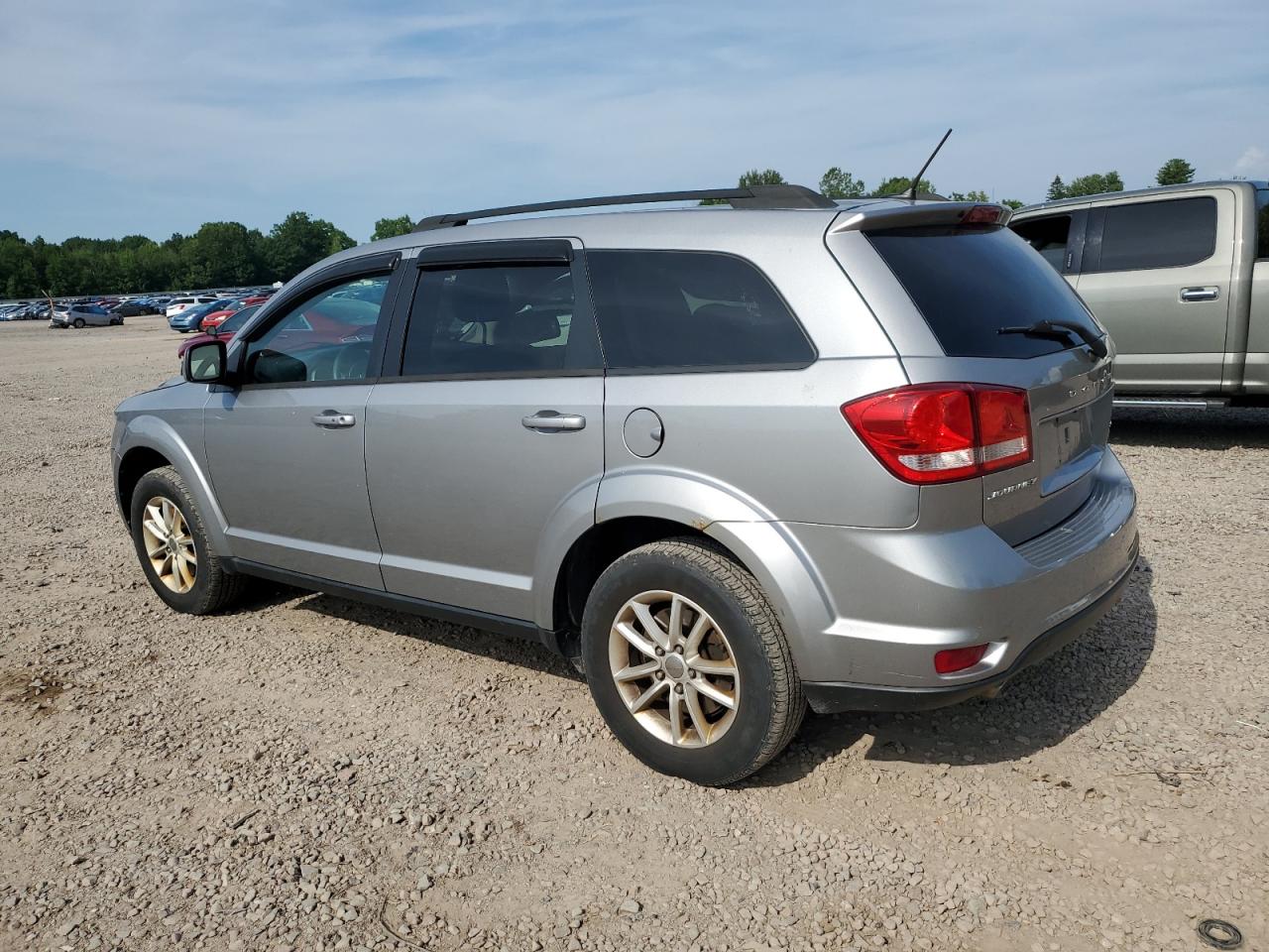 2015 Dodge Journey - Image 2