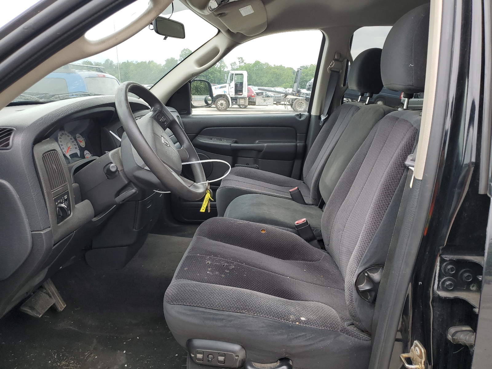 1D7HA18N55S324925 2005 Dodge Ram 1500 St