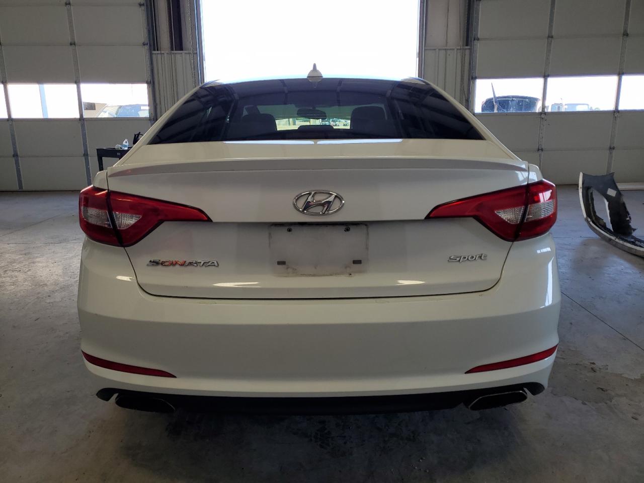 2017 Hyundai Sonata Sport VIN: 5NPE34AF4HH572629 Lot: 61743894