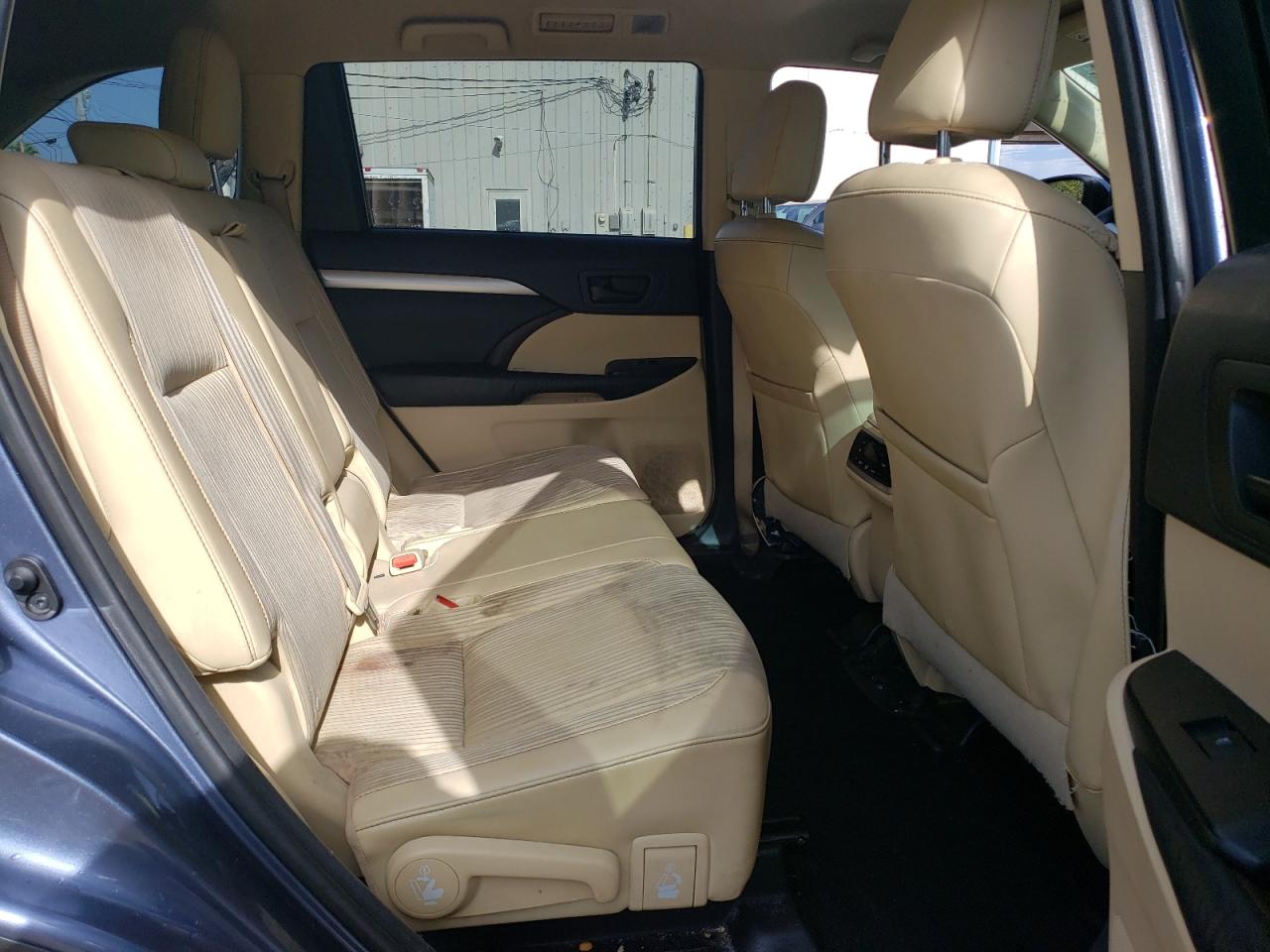 2015 Toyota Highlander Le VIN: 5TDZKRFH2FS067420 Lot: 63185484