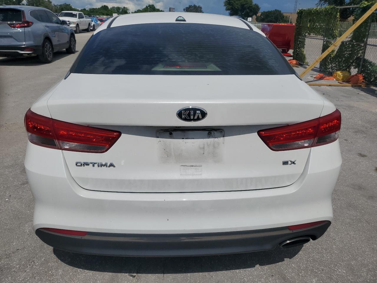 2016 Kia Optima Ex VIN: 5XXGU4L30GG062216 Lot: 63710514