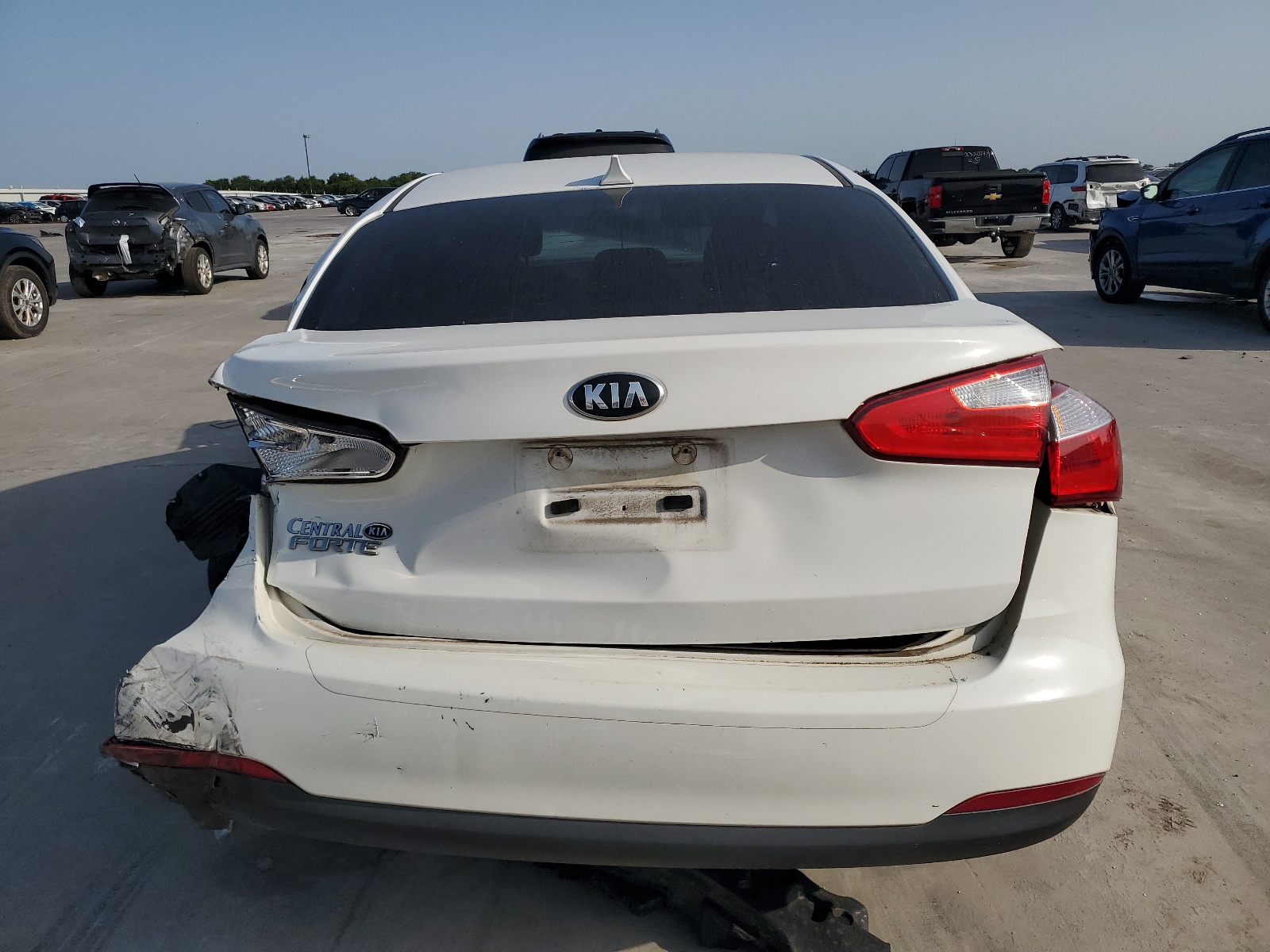 KNAFK4A60G5471767 2016 Kia Forte Lx