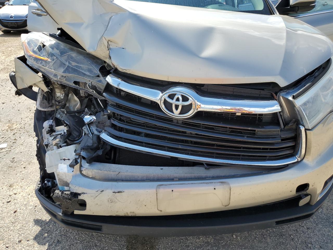 2016 Toyota Highlander Le VIN: 5TDBKRFHXGS312323 Lot: 63999324