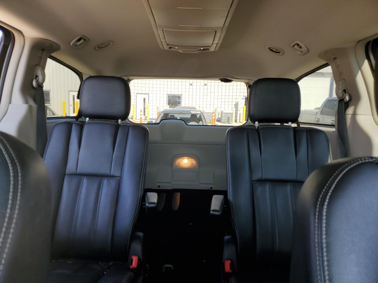 2016 Chrysler Town & Country Touring VIN: 2C4RC1BG0GR164752 Lot: 63296264