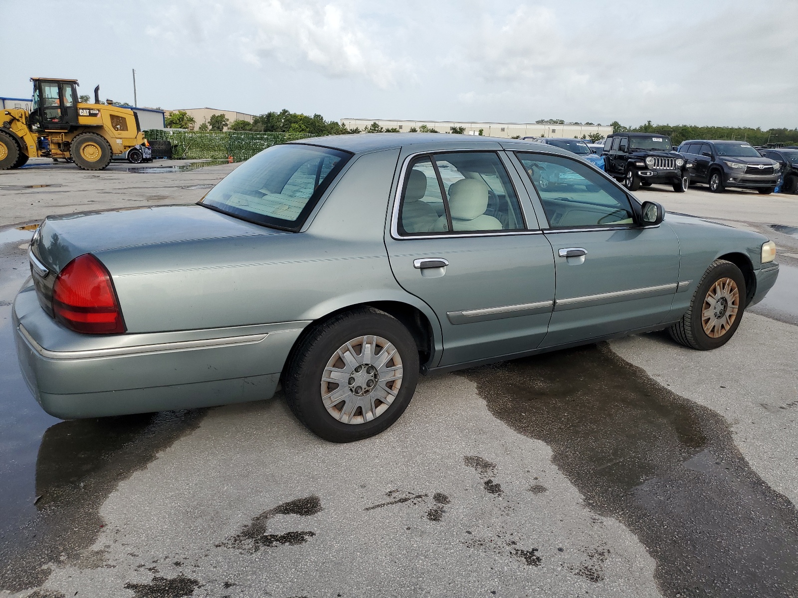 2MEFM74VX6X606752 2006 Mercury Grand Marquis Gs