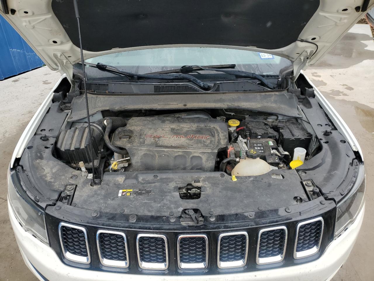 2018 Jeep Compass Latitude VIN: 3C4NJDBB3JT178756 Lot: 63996234