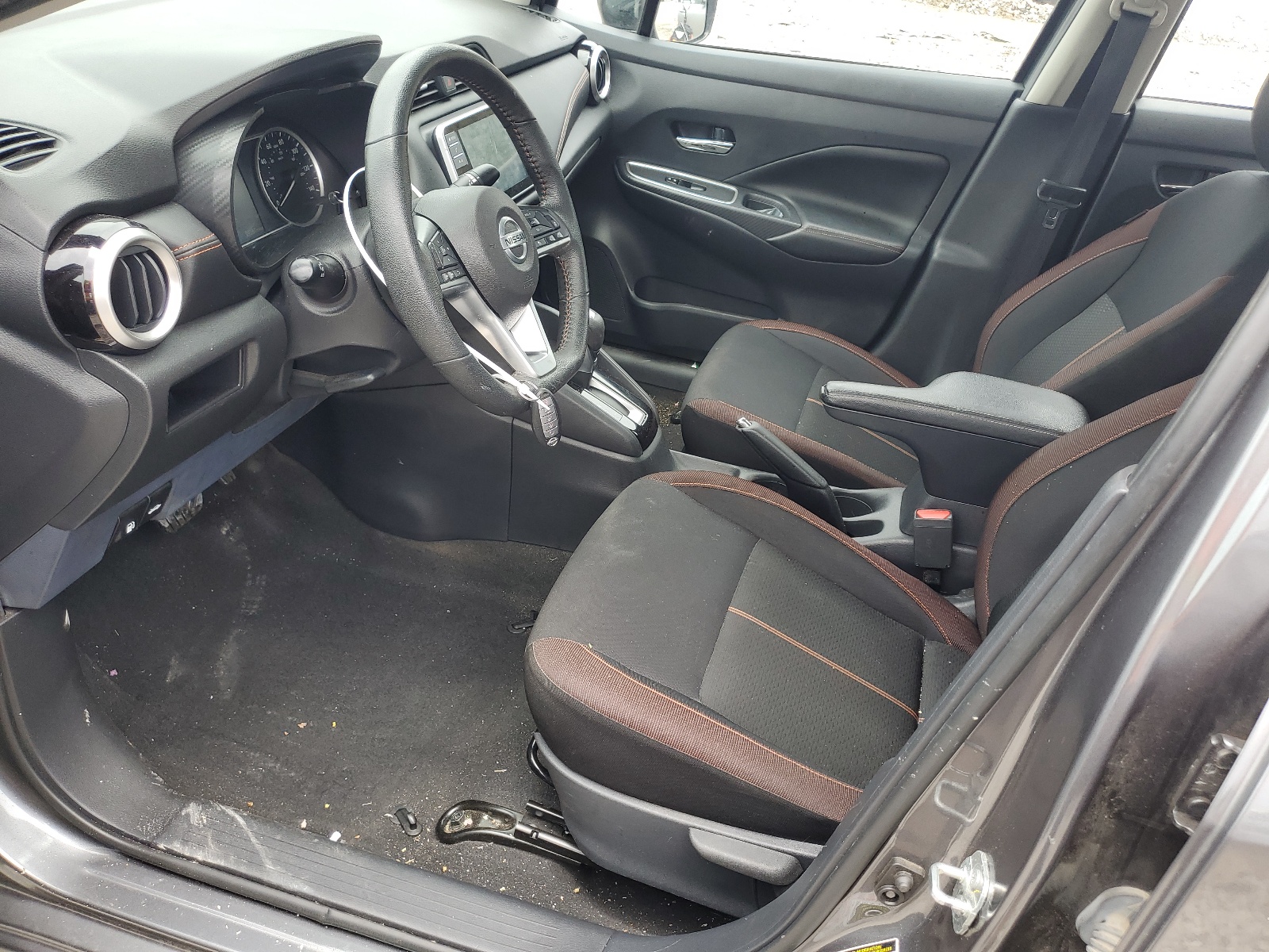 3N1CN8FV8NL823918 2022 Nissan Versa Sr