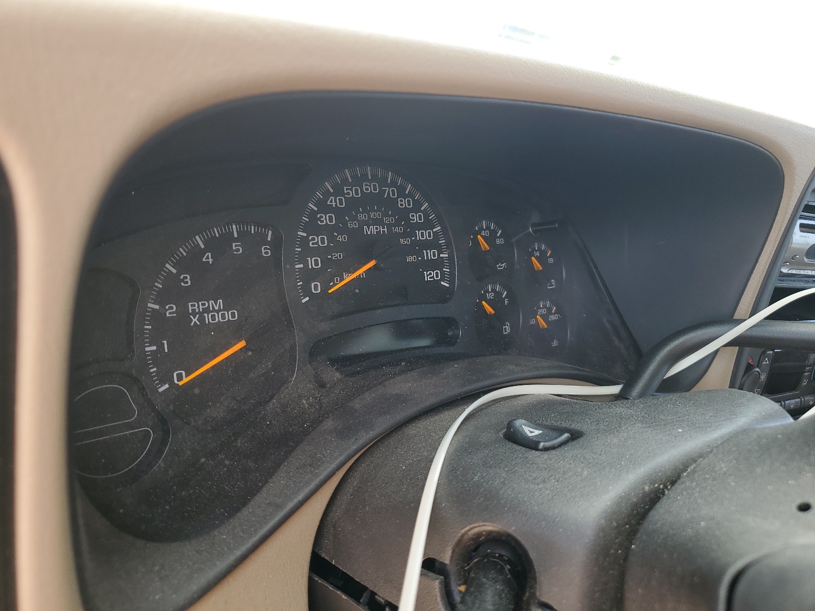 1GNEC13T25R207637 2005 Chevrolet Tahoe C1500