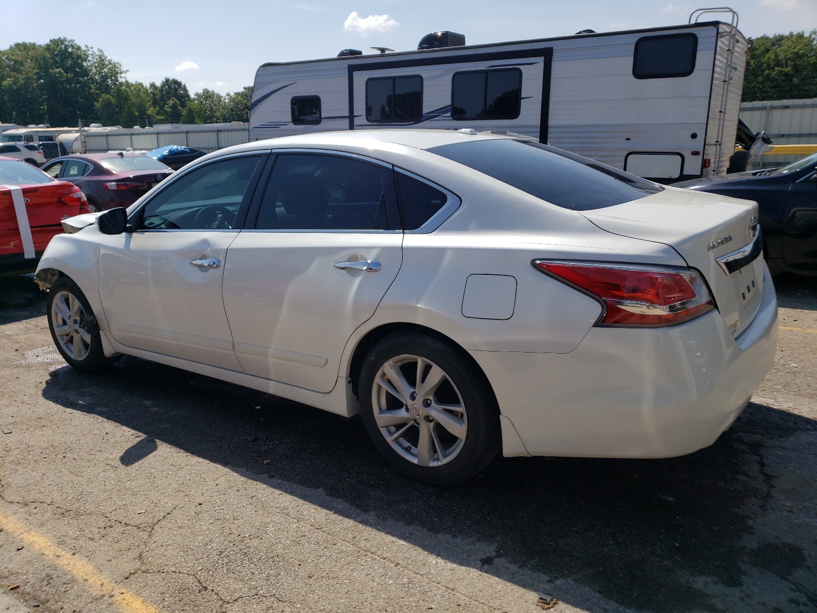 2014 Nissan Altima 2.5 vin: 1N4AL3APXEC105245