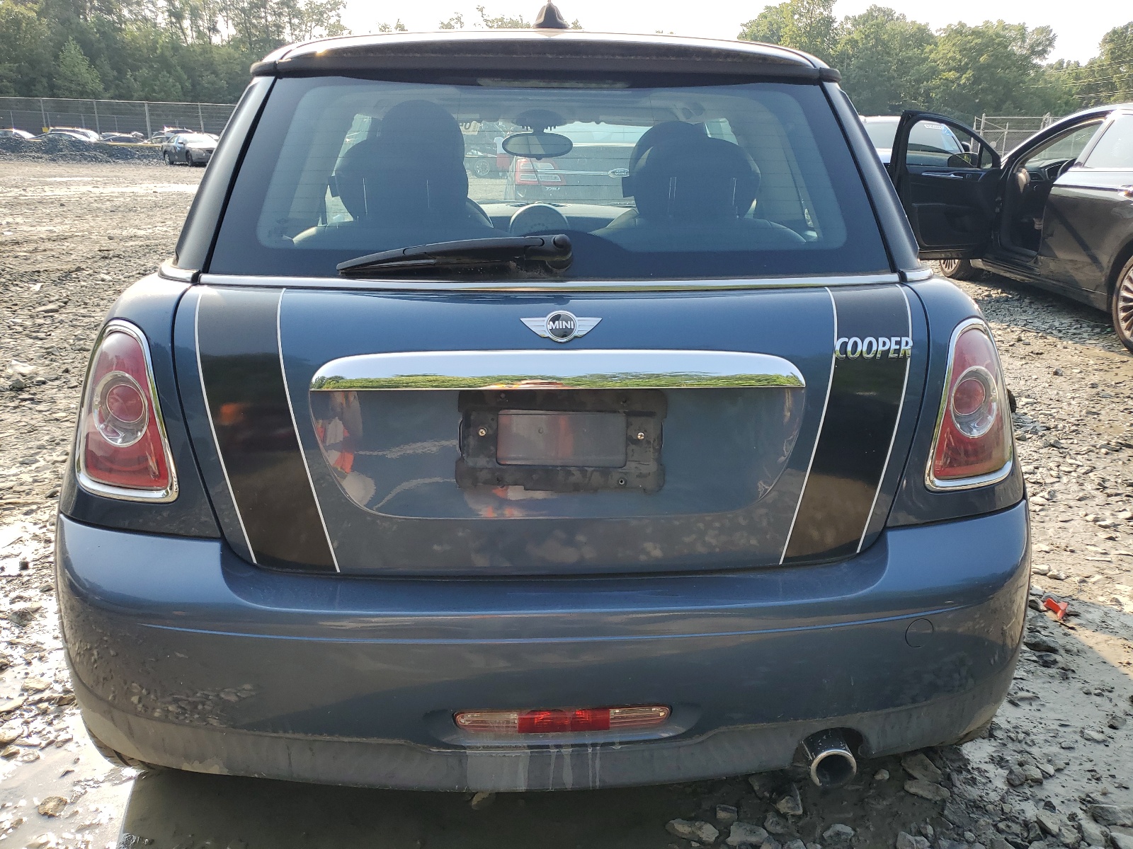 WMWSU3C56BT092784 2011 Mini Cooper