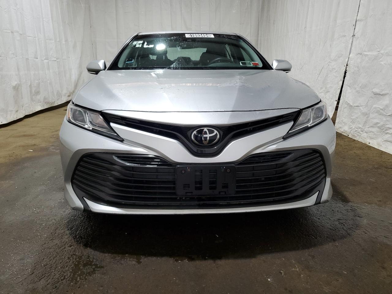 2018 Toyota Camry - Image 5