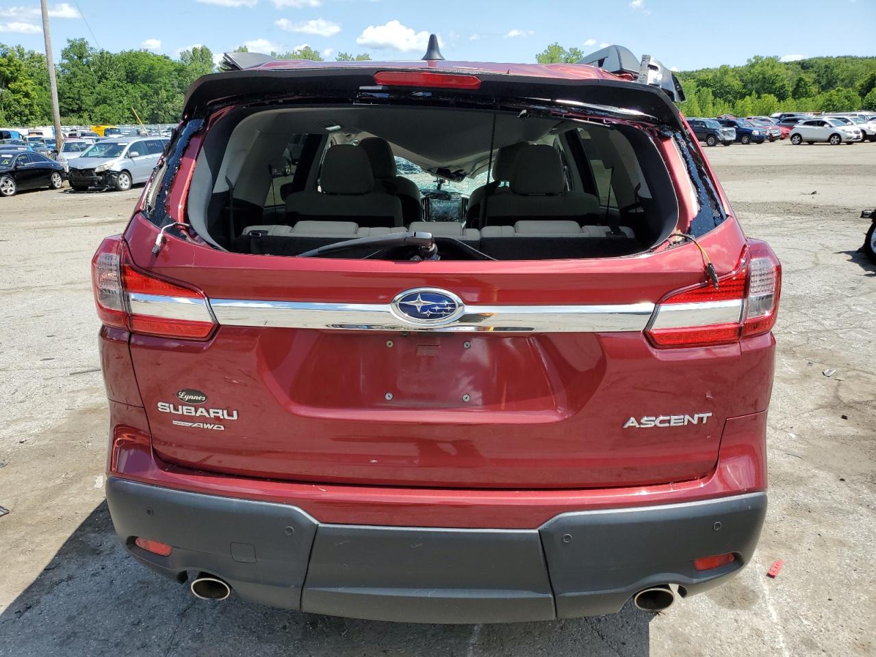 2019 Subaru Ascent Premium VIN: 4S4WMAFDXK3461072 Lot: 63613714