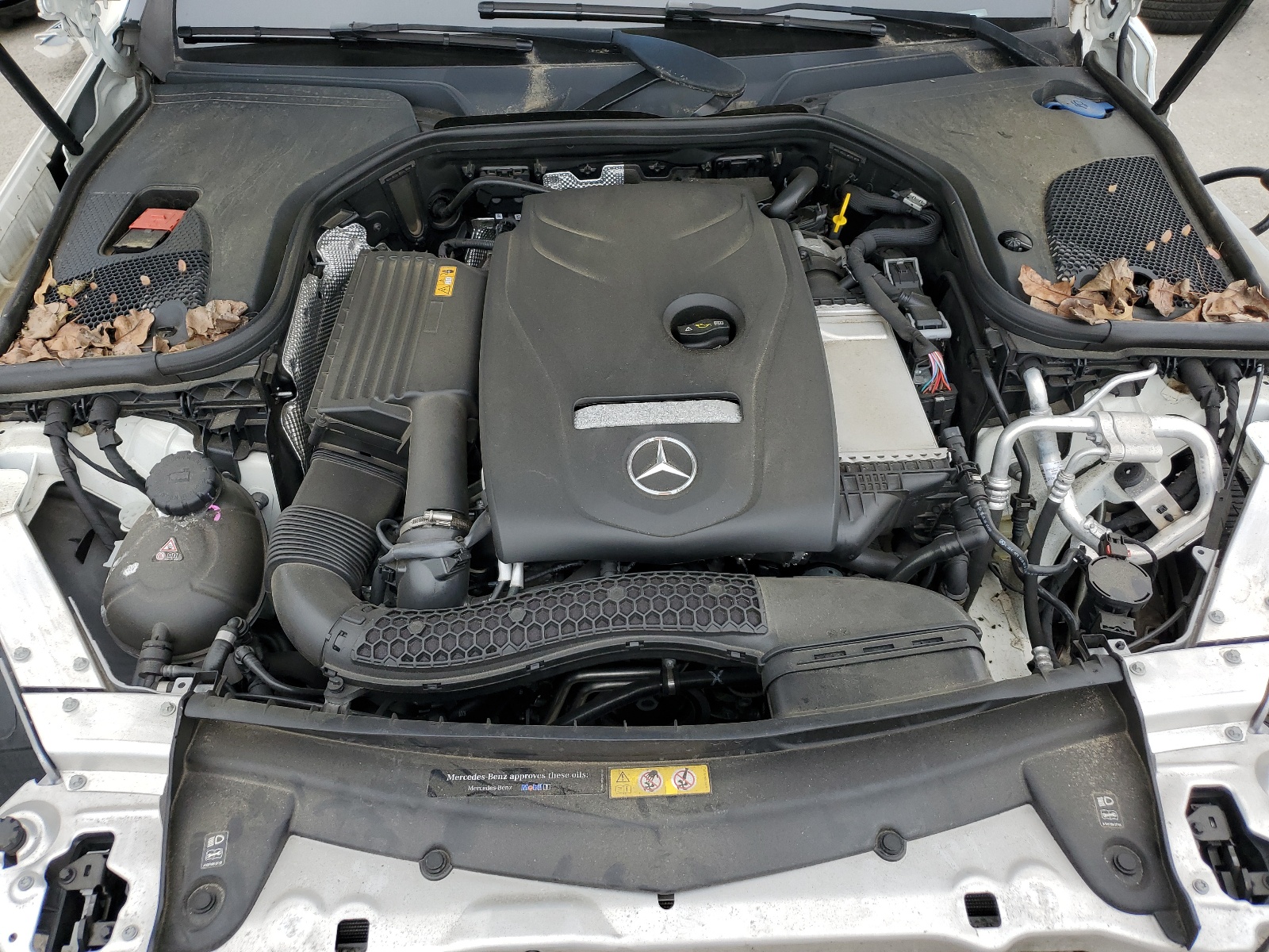 WDDZF4KB3KA590595 2019 Mercedes-Benz E 300 4Matic