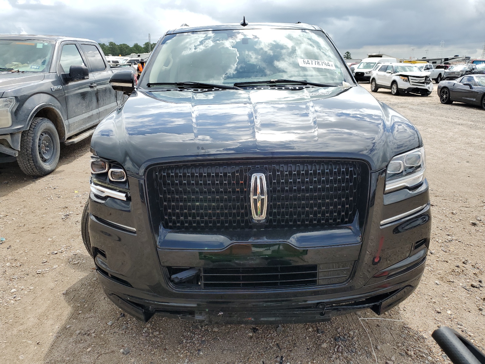 2022 Lincoln Navigator L Reserve vin: 5LMJJ3LT2NEL12185