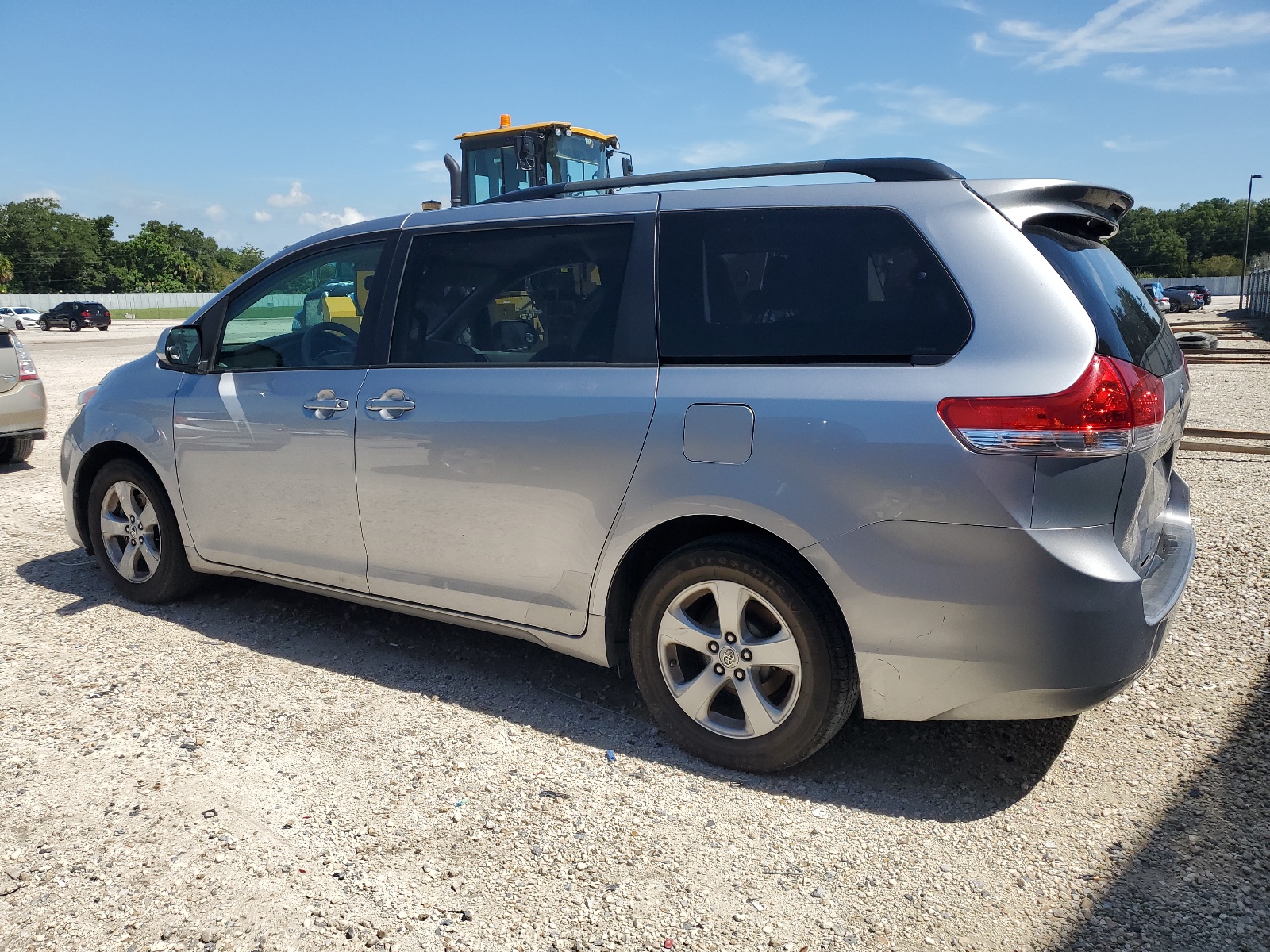 2012 Toyota Sienna Le vin: 5TDKK3DC7CS212808