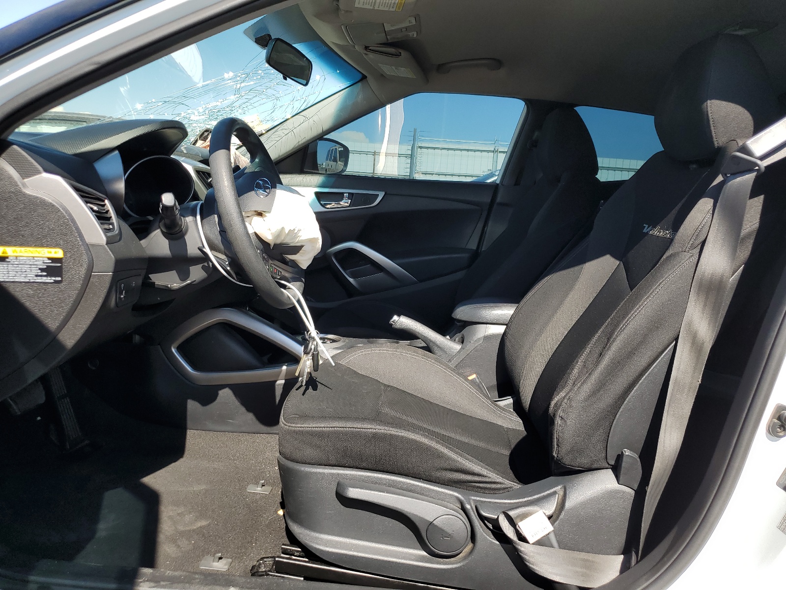 KMHTC6AD3GU269892 2016 Hyundai Veloster