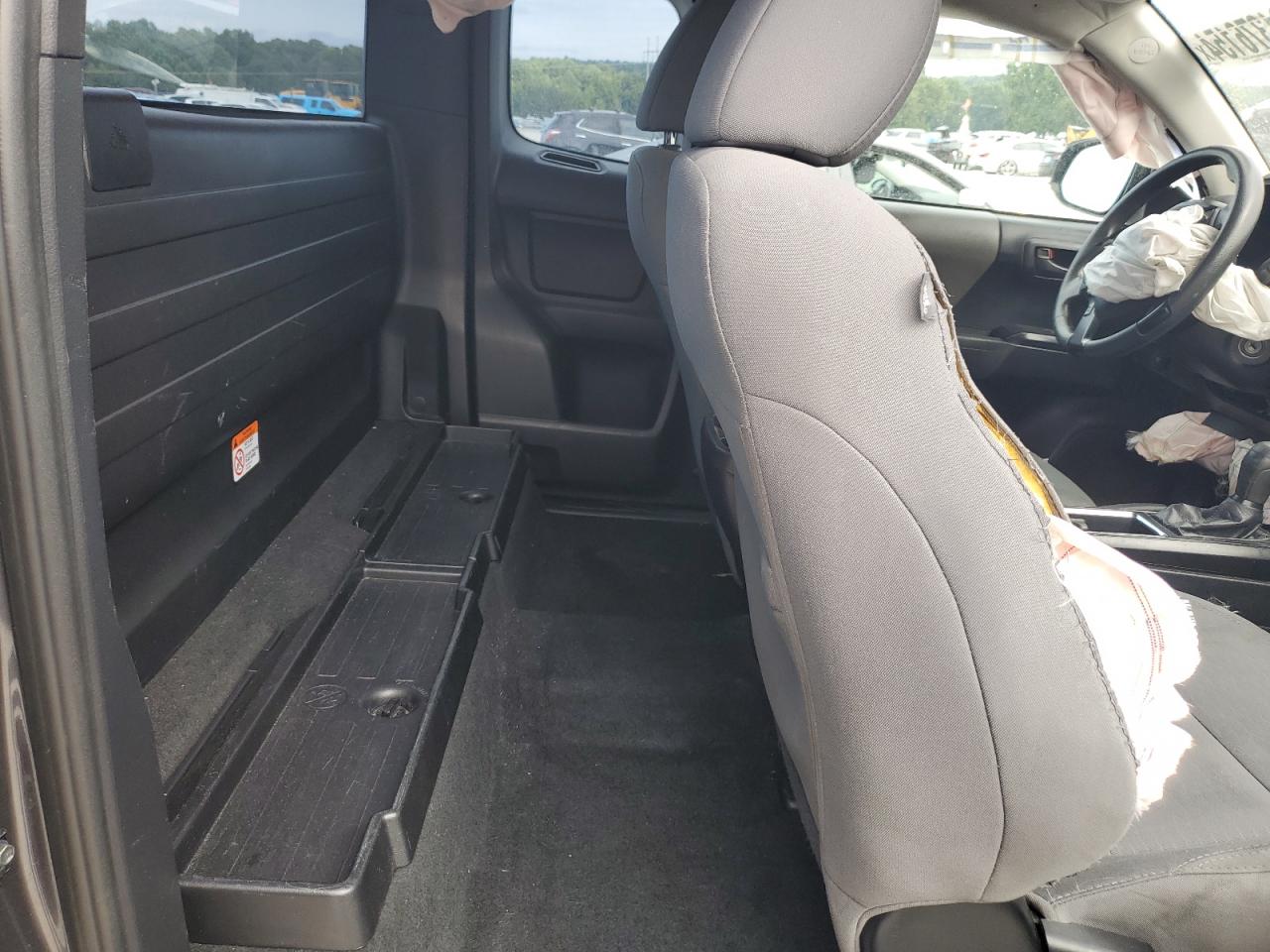 2018 Toyota Tacoma Access Cab VIN: 5TFRX5GN5JX109743 Lot: 61376154