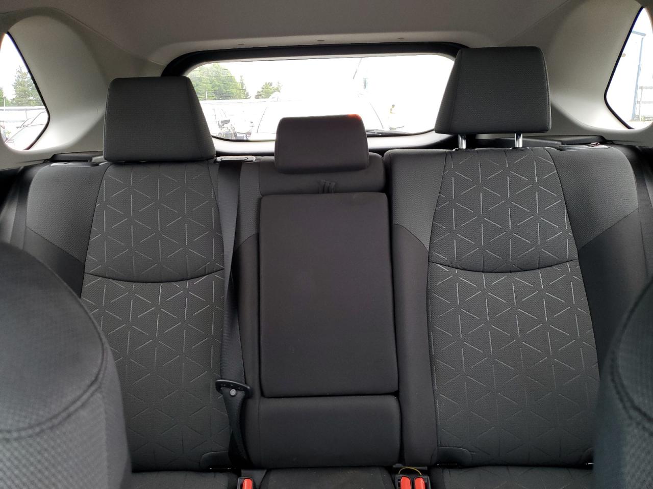 2020 Toyota Rav4 Le VIN: 2T3B1RFV3LW098714 Lot: 62871254