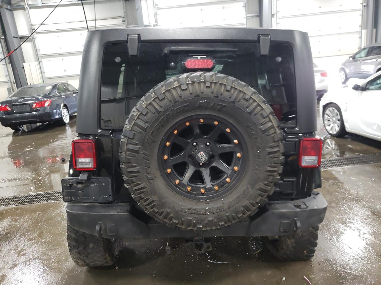 1C4HJWEG1CL111393 2012 Jeep Wrangler Unlimited Sahara